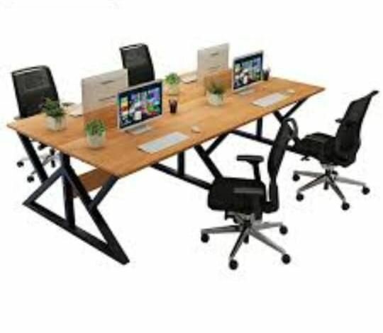 Workstations Co-working Spaces
