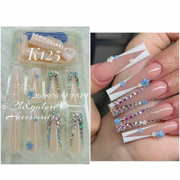 PRESS/STICK ON NAILS