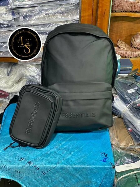 Sac à dos ESSENTIALS