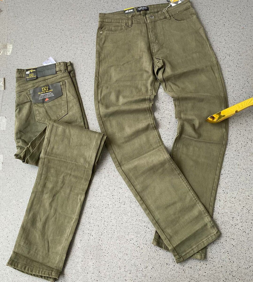 Khaki jeans