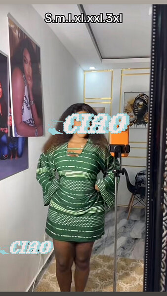 Robe verte à manches longues