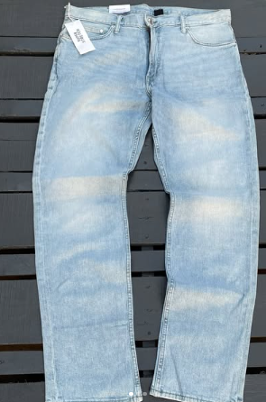  •  4 отметок "Нравится" Straight jeans available 🔥🔌