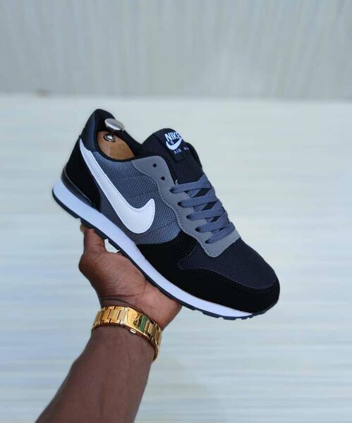 Baskets Nike Classiques Homme