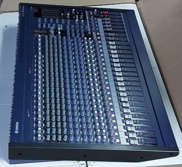 Mg24 table de mixage Yamaha