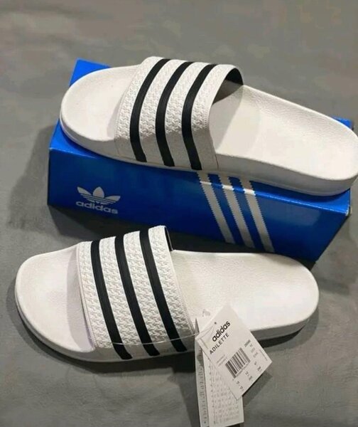 Claquettes adidas original