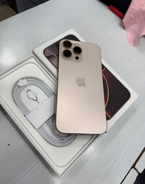 iPhone 15 Pro Max 256Go