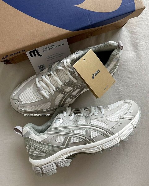 Chaussures de course Asics