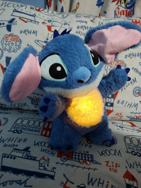Peluche lumineux bleu stitch