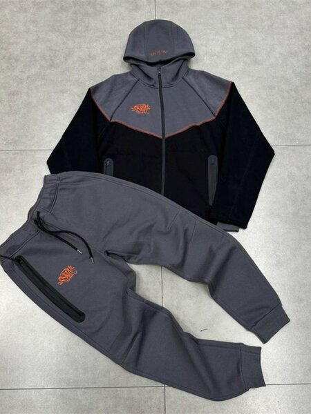 Survêtement à capuche tendance