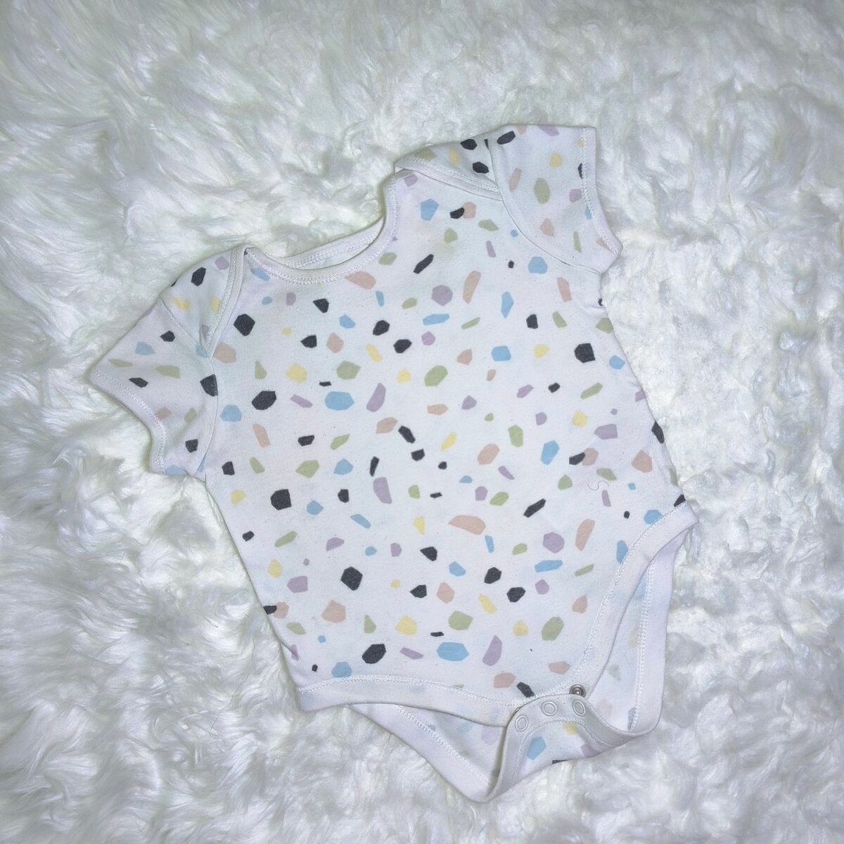 Body bébé motifs colorés