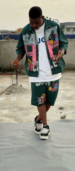 Ensemble streetwear tendance