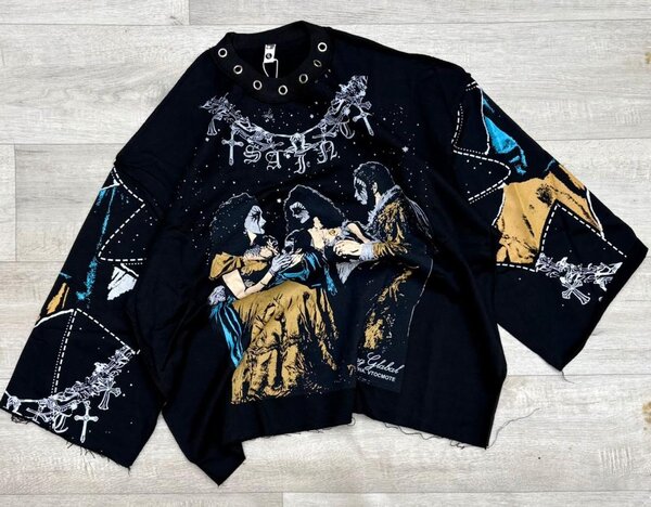 Haut large gothique unique