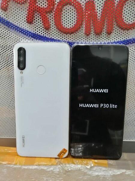HUAWEI P30 LITE CASI NEUF 128G