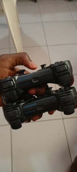 Manettes Sony DualShock 3