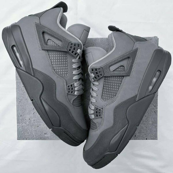 Nike air Jordan retro 4