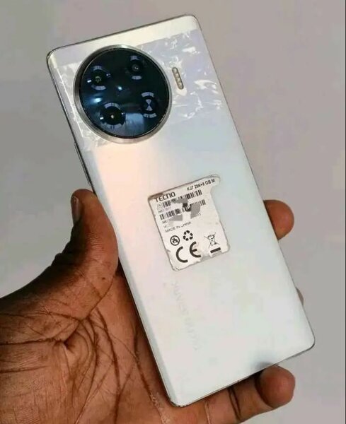 Smartphone Tecno moderne