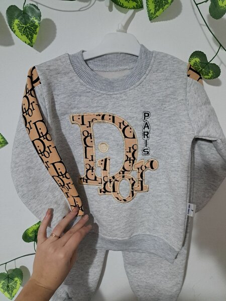 Костюмы всеголишь 499 сом. Инстаграмм:odevaite_detok