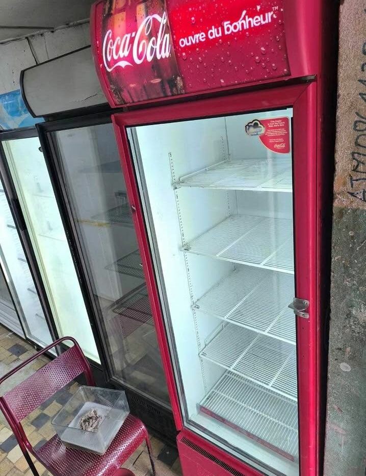 Réfrigérateur Coca-Cola publicitaire