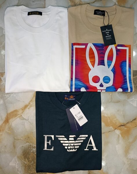 Lot de T-shirts de créateurs