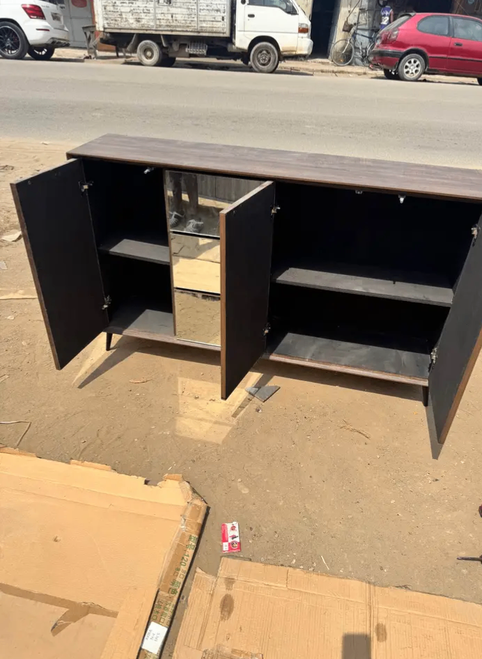 Armoire avec miroir - Meuble de rangement moderne