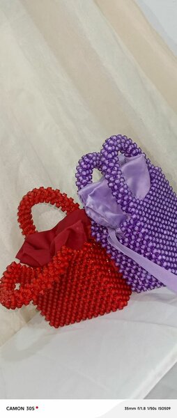 Sacs à main perlés élégants