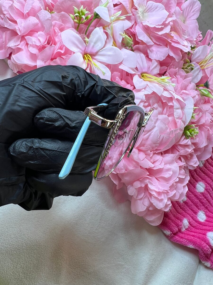 Élégantes lunettes à strass