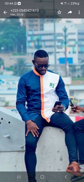 Chemise Stylée de Côte d'Ivoire