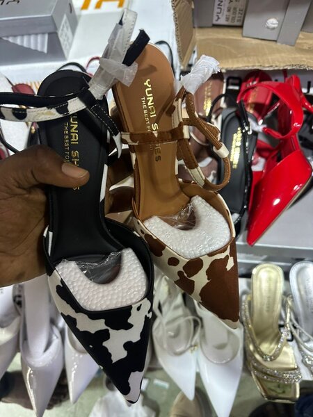 Escarpins imprimés YUNAI SHOES