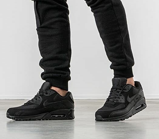 Baskets noires élégantes homme