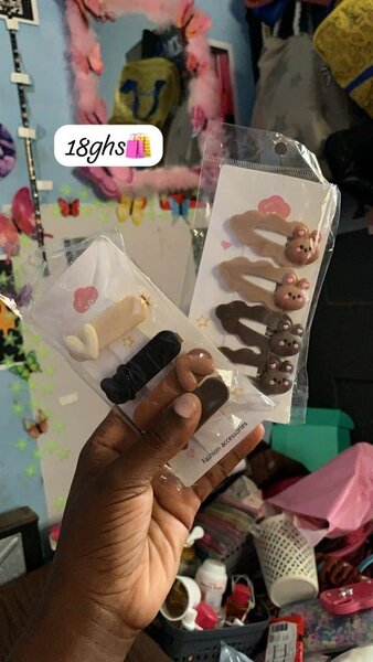 Choco Pinterest mini hair clips