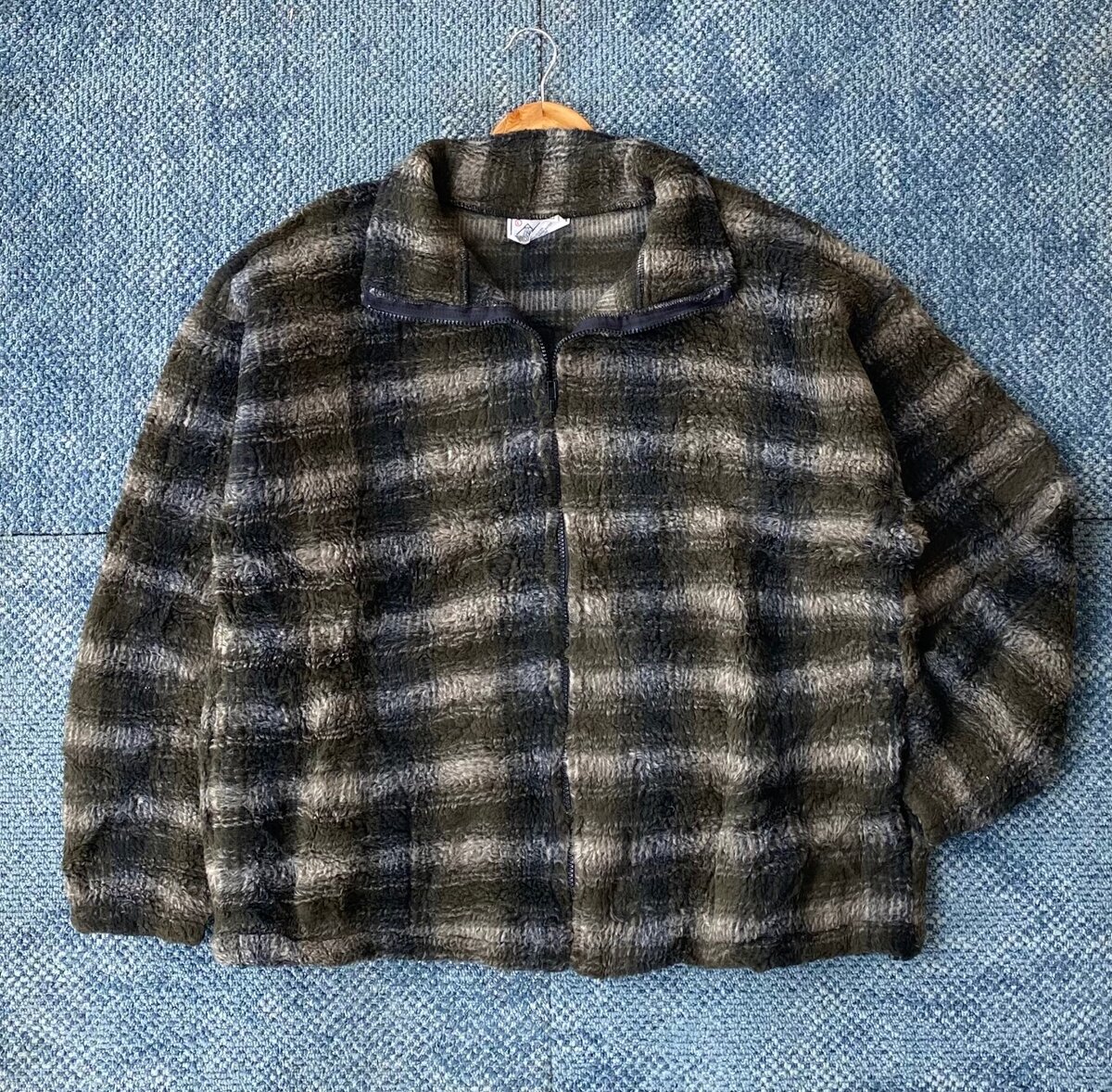 Thrift Sweatshirt