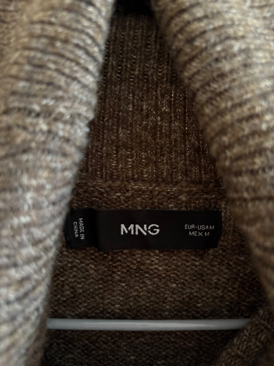 Платье-свитер.