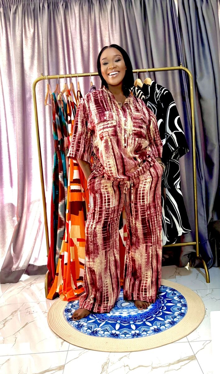 Ensemble féminin en wax vibrant