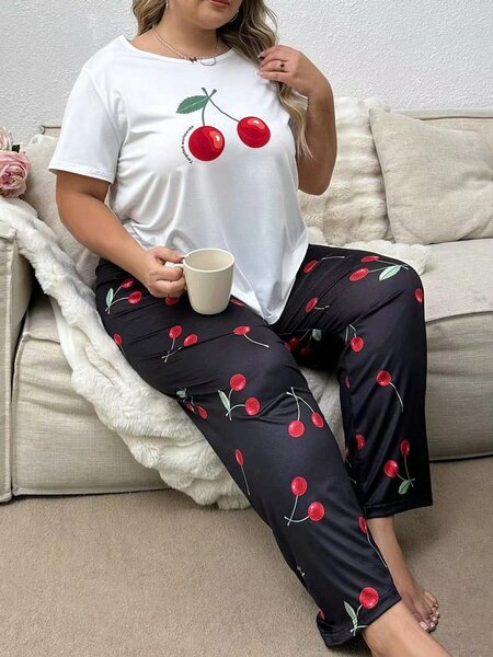 Plus size leisure wear