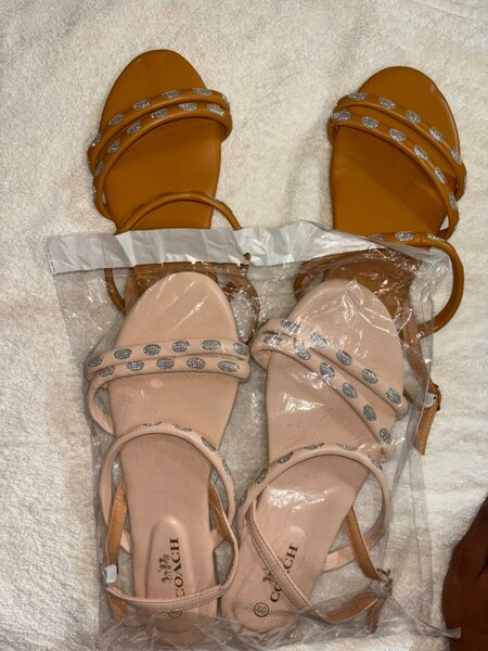 Sandales élégantes Coach