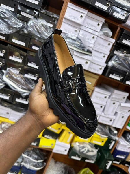 Chaussures Habillées en Cuir Homme