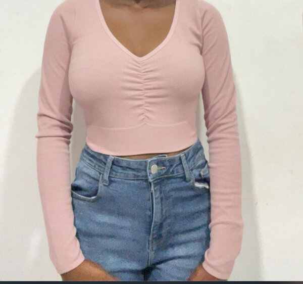 Top ajusté rose à manches longues