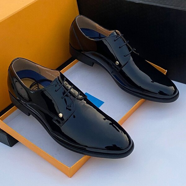 EXECUTIVE SHOES