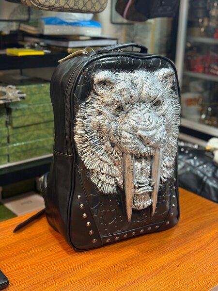 Sac à dos avec motif tigre