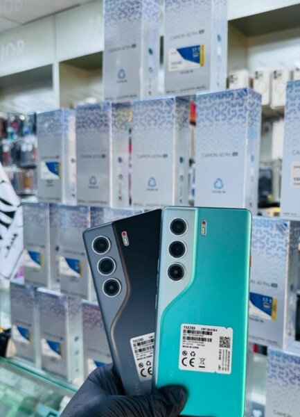 Smartphone avec triple caméra