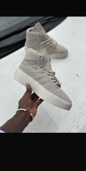 Adidas neuf