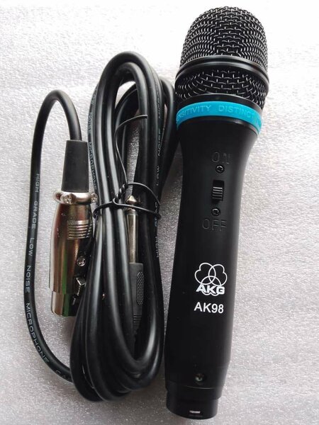 Dynamic Wired Microphone AK98