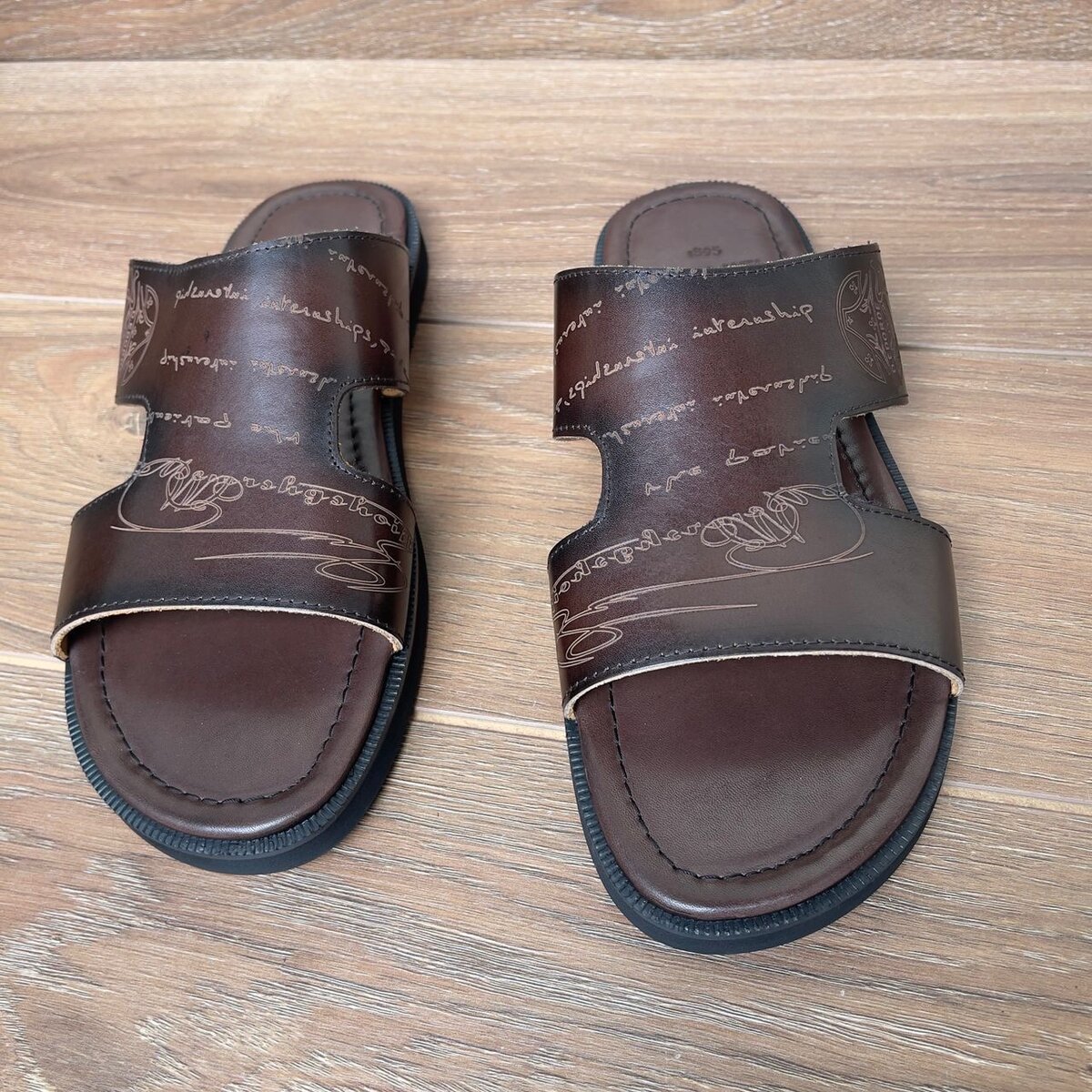 Sandales en cuir élégantes