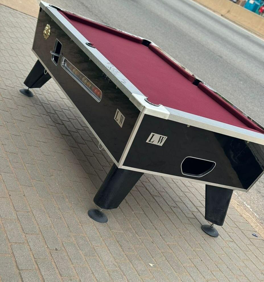 Snooker board
