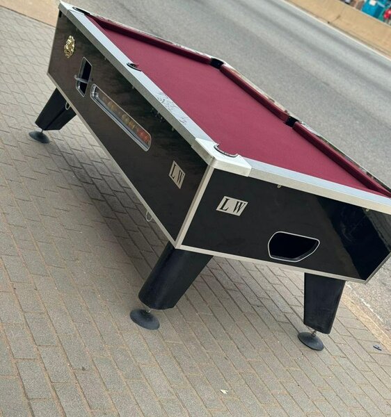 Snooker board