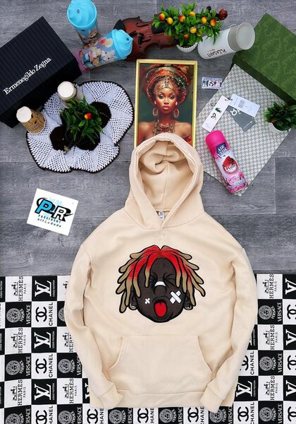 Sweat à capuche stylé graffiti