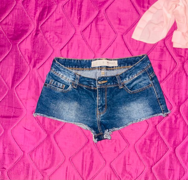 Short en jean tendance femme