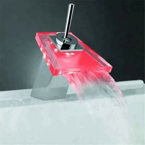 Robinet de  lavabo leffet ed  eau chaude eau froide