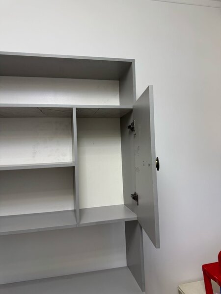 Детский рабочий стул