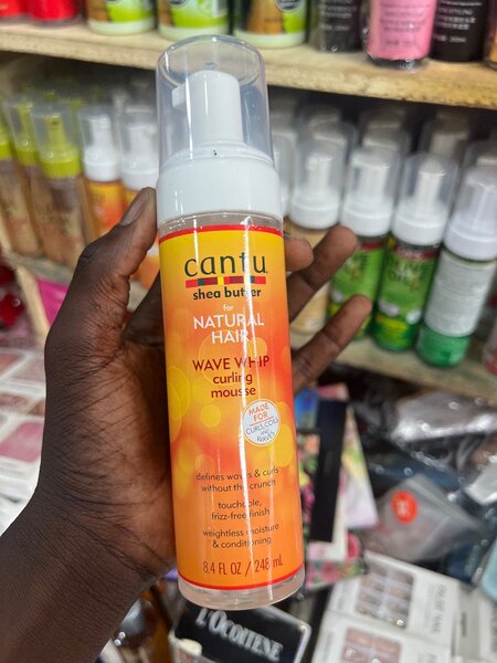 Mousse Bouclante Cantu Cheveux